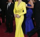 Jane Fonda wore a taxicab yellow Versace gown to the Oscar ceremony. (From The Associated Press)