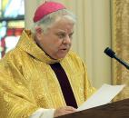 Bishop John D'Arcy welcomes the gathering for the installation of the Most Rev. Kevin C. Rhoades in January 2009 at the Cathedral of Immaculate Conception. Photo by Ellie Bogue