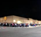 Minutes before the doors opened at 9 p.m. Thanksgiving Day, about 800 people stretched in line around two sides of Target, 1102 S. Thomas Road. Photo by Bob Caylor